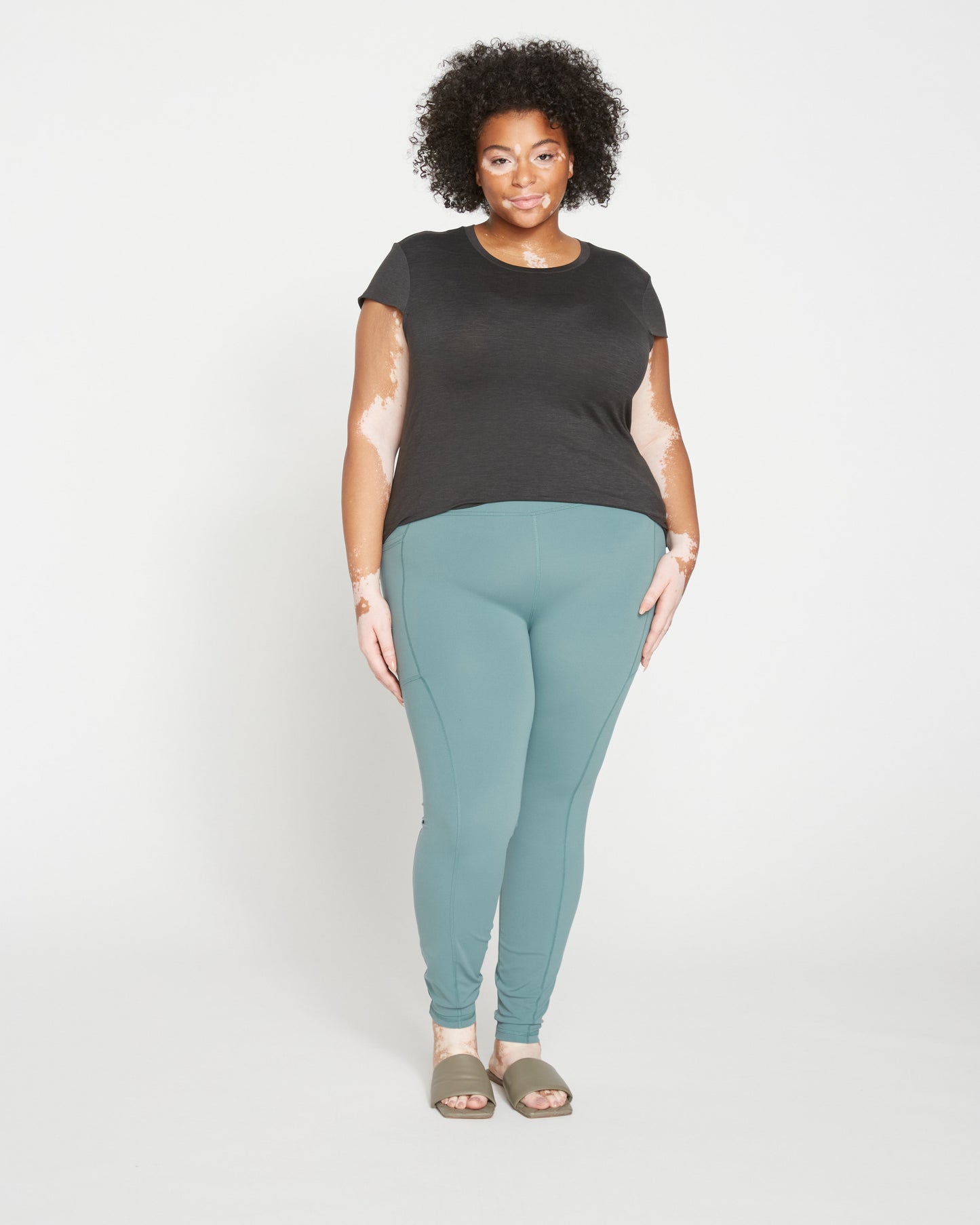 AirKnit All Day Tee - Black